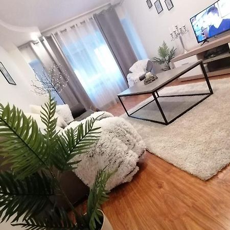 Masaryss Apartament טולצ'אה מראה חיצוני תמונה